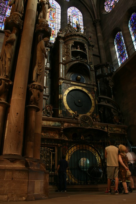 Zegar astronomiczny w katedrze Notre Dame