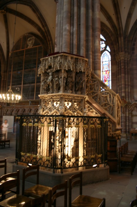 Wnętrze katedry Notre Dame
