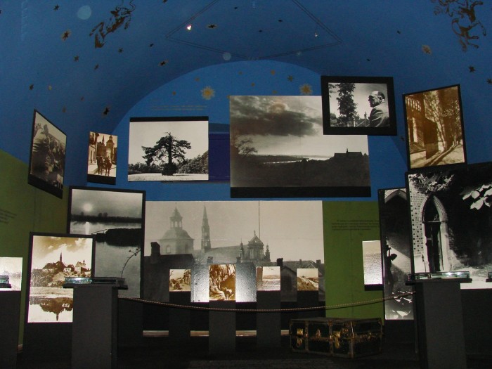 Ciemne ścieżki - wystawa poświęcona Jarosławowi Iwaszkiewiczowi