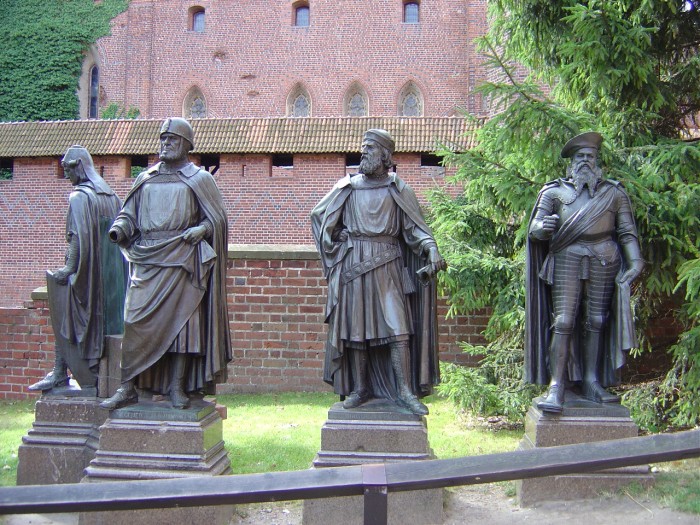 Od lewej Salza,Feuchtwangen,Kniprode,Hohenzollern