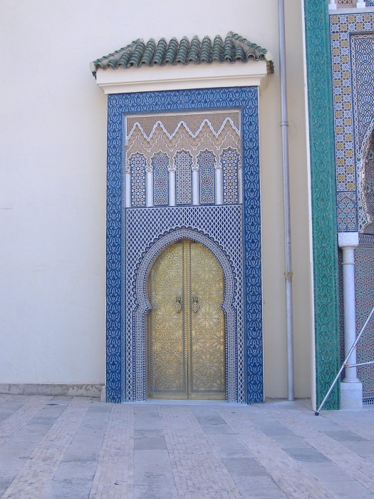 Drzwi pałacu królewskiego