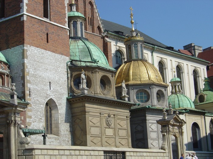Wawel - Kopuły kaplic: Wazów i Zygmuntowskiej