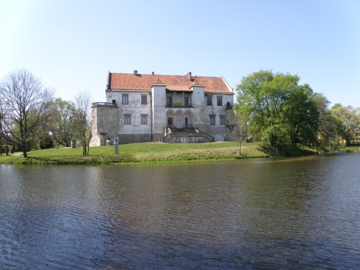 Zamek Szydłowieckich i Radziwiłłów