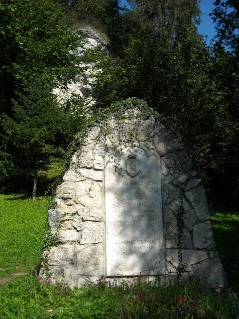 cmentarz rodziny Salomonów, właścicieli zamku w Niedzicy