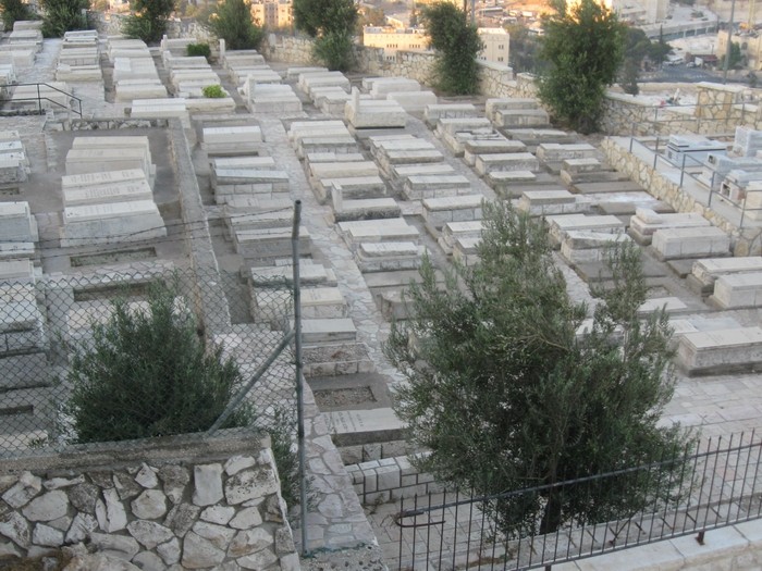 Groby Żydów w Dolinie Cedronu, widok z Góry Oliwnej