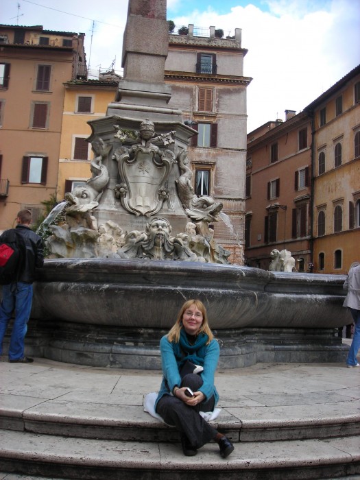 przy jednej z pięknych fontann Rzymu