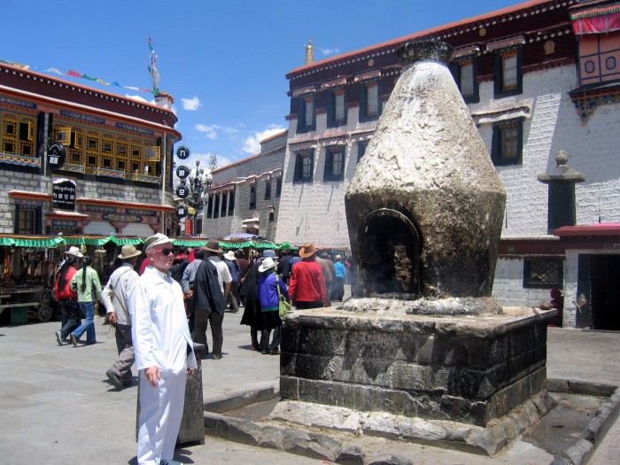 Plac przed świątynią Jokhang