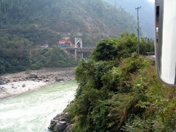 Droga z Pokhary do Katmandu