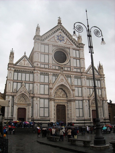 bazylika Santa Crose - najważniejsza nekropolia sławnych obywateli Florencji