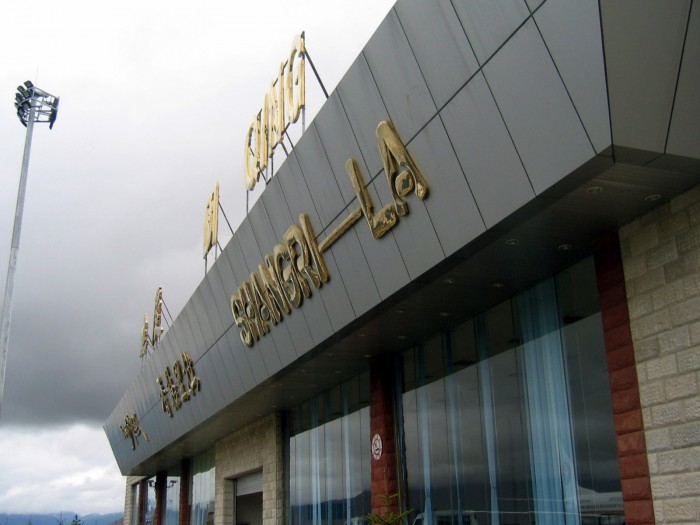Lotnisko Shangri_La