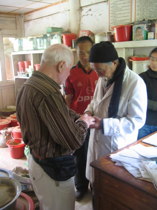 Spotkanie z dr. Ho z rodu Naxi