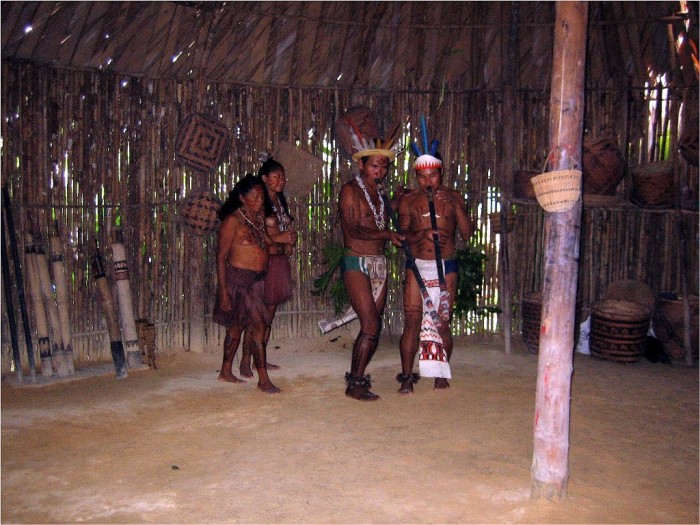 Indianie Amazonii