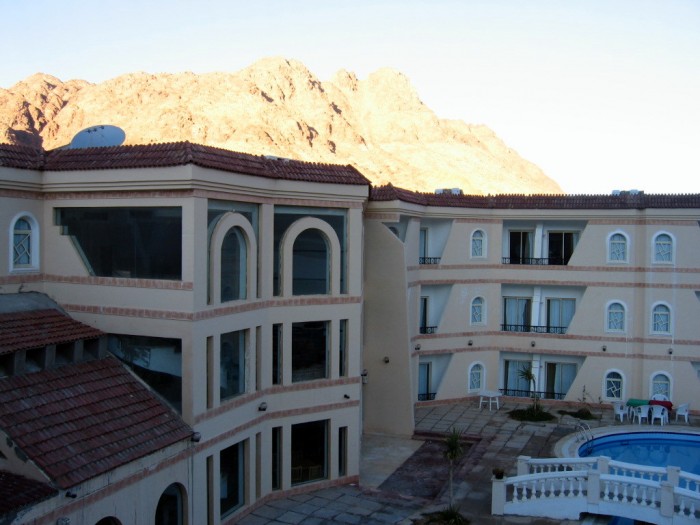 Hotel  El Maugudus obok Klasztoru Św. Katarzyny