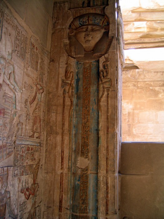 Świątynia grobowa Ramzesa III- reliefy i freski