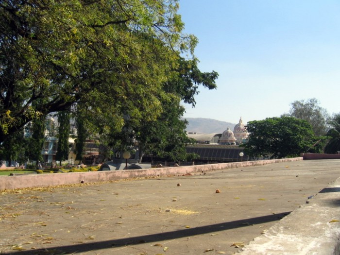 Świątynia i Plac Darszanowy