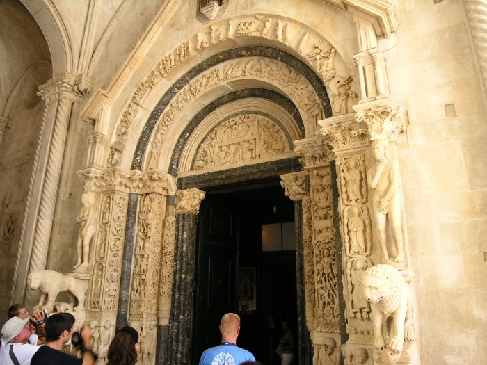 Portal katedry