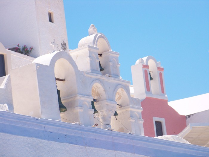 Santorini-jedna z licznych dzwonnic