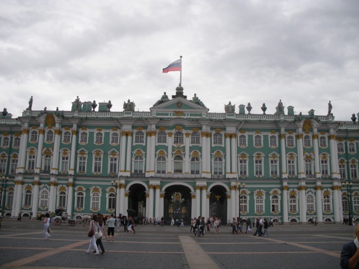 Obecnie muzeum Ermitaż, dawniej Pałac Zimowy