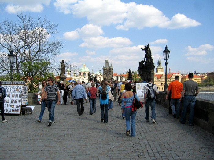 Rzeźby na Moście Karola