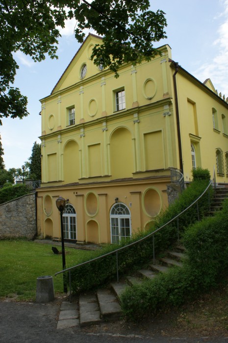 zamek w Rogowie Opolskim