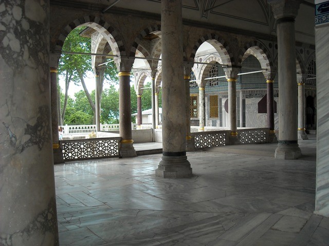 Pałac Topkapi - był rezydencją sułtanów przez ponad 380 lat