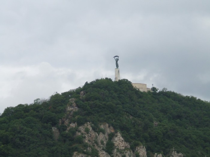 Góra Gellerta, Pomnik Wolności