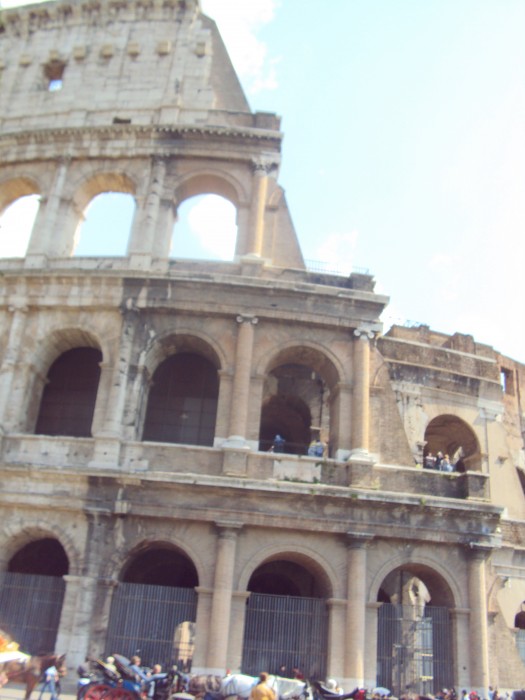 Panteon to majestatyczna świątynia i zarazem jeden z najlepiej zachowanych zabytków starożytności w Europie