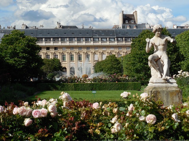 ogrody przy Palais-Royal