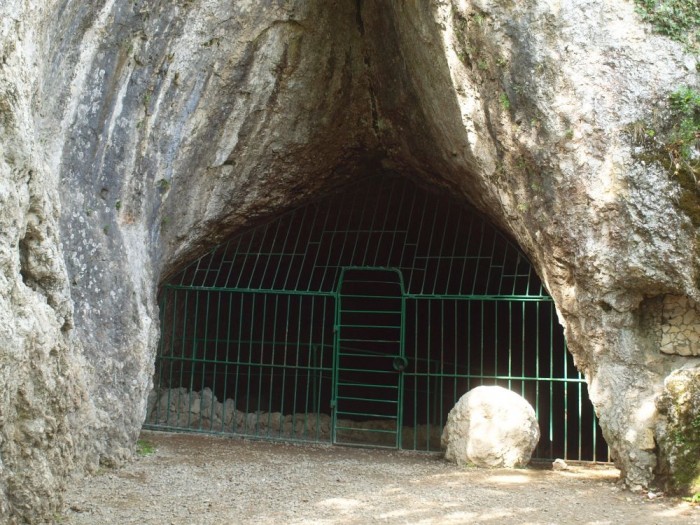 Jaskinia Nietoperzowa - wejście