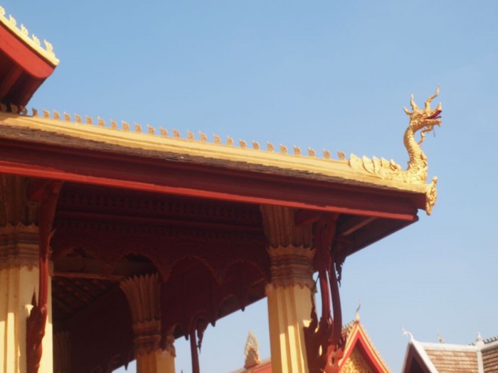 Świątynia Wat Si Saket - ozdoby dachu