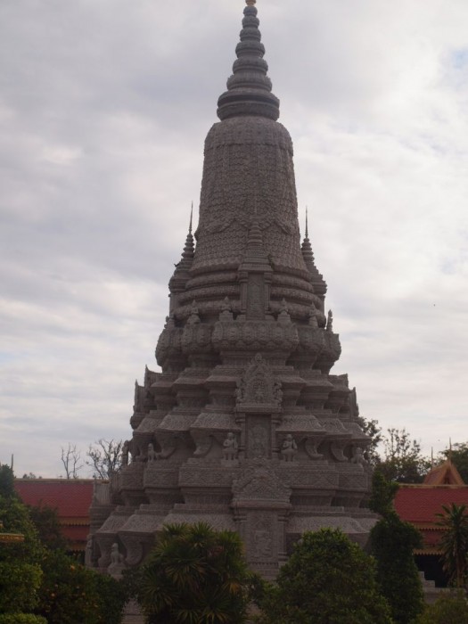 Srebrna Pagoda - stupy