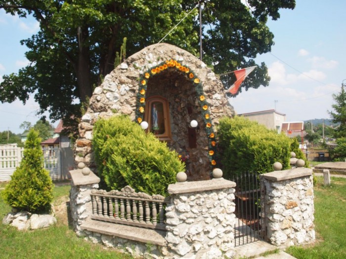 Kapliczka w Ludwinowie