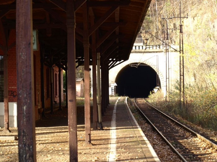 Długopole Zdrój - stacja i tunel