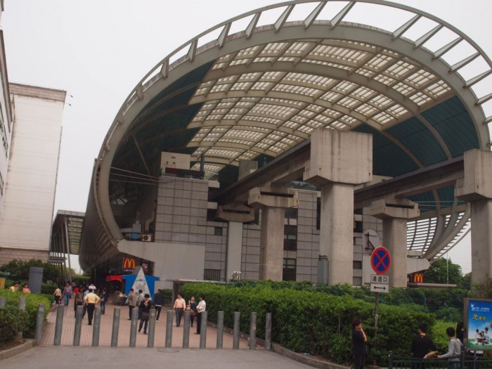 Końcowa stacja koleji magnetycznej w Szanghaju