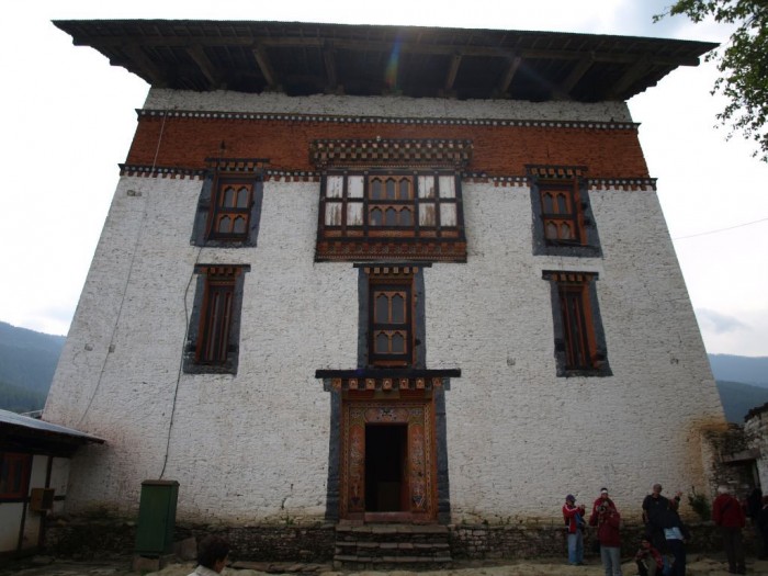Zabudowania Dżakar Dzongu