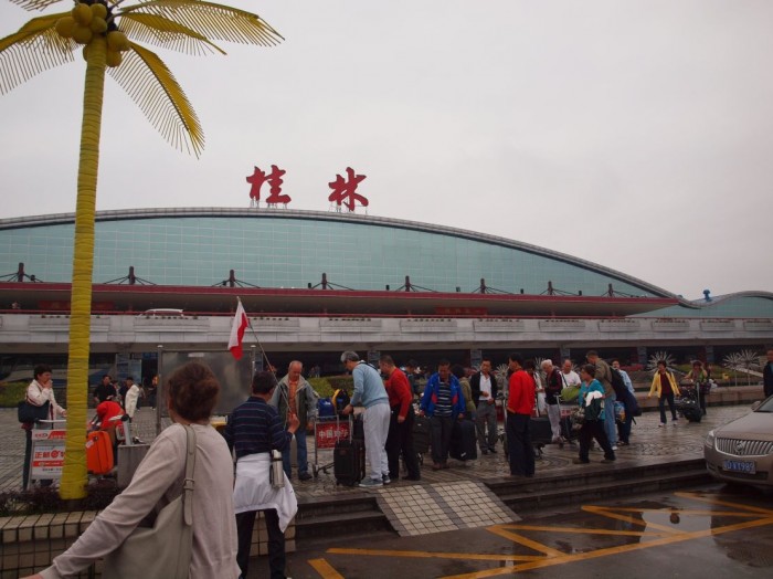 Przed lotniskiem w Guilin