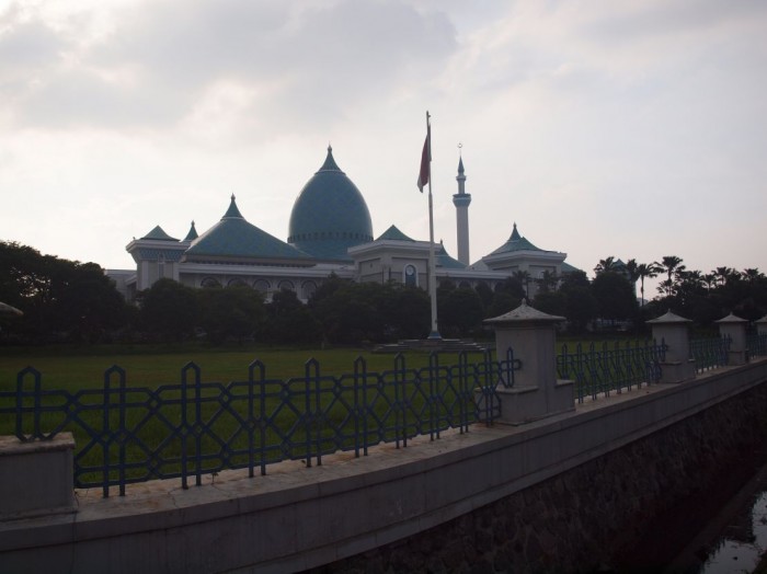 Błękitny meczet w Surabaya