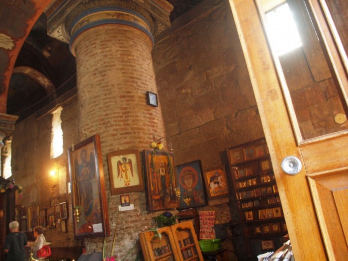 Kościół Anchiskhat - wewnątrz