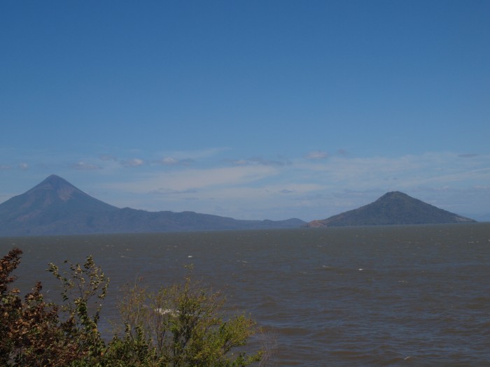 Jezioro Managua i wulkany