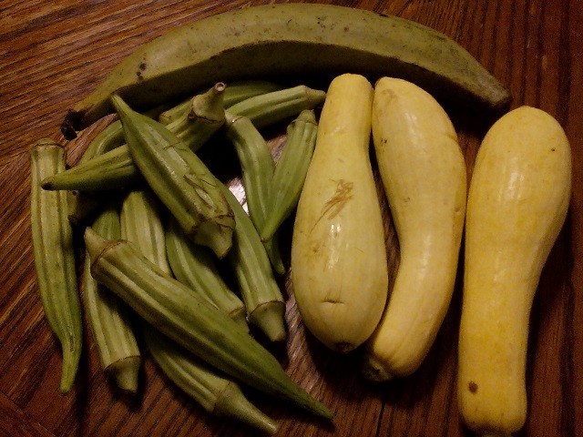 A z warzyw: platan, squash i okra