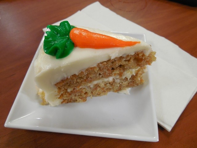 Na deser: ciasto marchewkowe (przebiło nawet brownie)